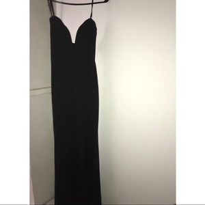 Elegant strapless long dress